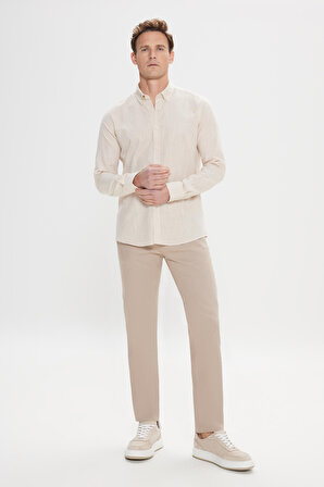 Erkek Bej Tailored Slim Fit Dar Kesim Oxford Düğmeli Yaka Keten Görünümlü %100 Pamuk Flamlı Gömlek