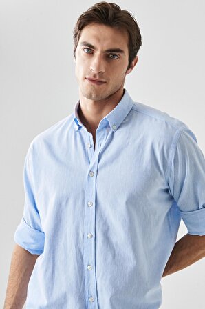 Erkek Açık Mavi Comfort Fit Rahat Kesim Düğmeli Yaka Casual Keten Gömlek