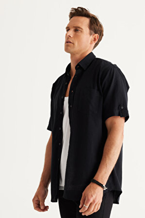 Erkek Siyah Comfort Fit Rahat Kesim Düğmeli Yaka Keten Görünümlü %100 Pamuk Kısa Kollu Gömlek