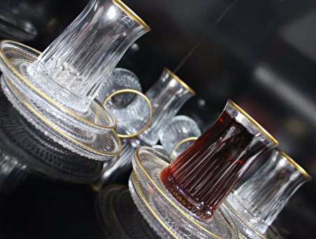 LÜX  Altın Yaldızlı 12 Parça 6'lı Özel Seri Yeni Seri Model Çay Seti