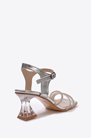 Kadın  Gümüş Klasik Topuklu Ayakkabı VZN23Y-030 