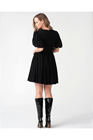 Kadın Siyah Balon Kol Mini Elbise
