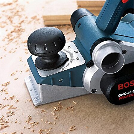 Bosch Professional GHO 40-82 C Planya - 060159A760