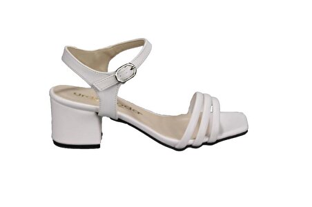 YAZKIŞ Kadın Siyah Beyaz Krem Üç Şeritli 5Cm Topuklu Bilekten Bağlamalı Sandalet