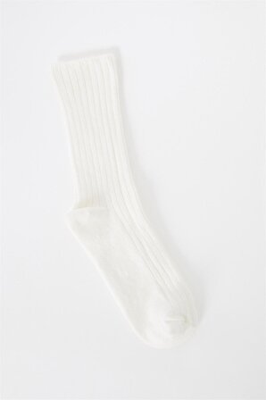 Beyaz Uzun Fitilli Çorap