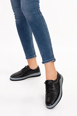 Artı-Artı001-2122 Hakiki Deri Ortopedik  Kadın Sneaker Siyah Ayakkabı