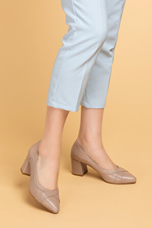 Gondol Kadın Hakiki Deri Rahat Klasik Topuklu Ayakkabı şhn.722