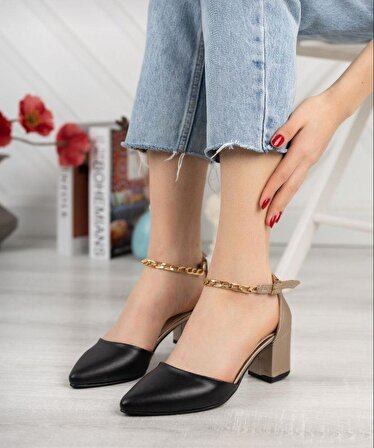 Siyah Cilt Bilekten Zincirli Stiletto Kadın Topuklu Ayakkabı