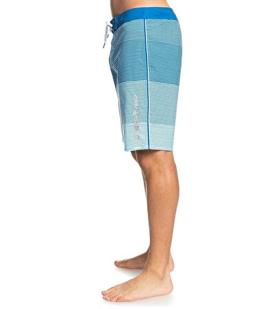 Quiksilver EQYBS04782-BRT6 Surfsilk Massive 17 Erkek Boardshort