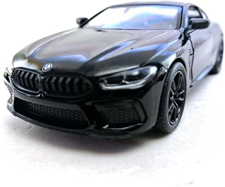 Kinsmart BMW M8 Diecast Metal Çek Bırak Araba 1:34 Ölçek Siyah