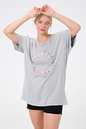 Dress Cabinet Kadın Nakışlı Yıkamalı Oversize T-shirt