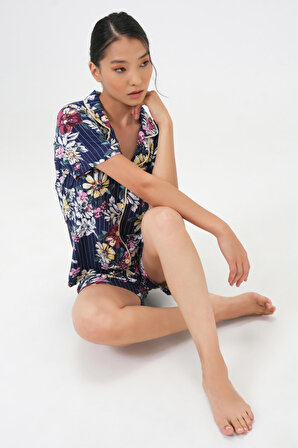 Dress Cabinet Kadın Lacivert Çiçekli Düğmeli Şortlu Pamuklu Pijama Takımı