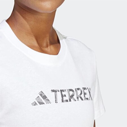 Adidas Terrex Classic Logo Tee W HZ1391 Kadın Tişört Beyaz