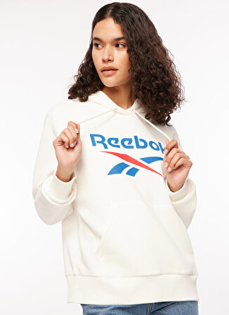 Reebok Beyaz Kadın Yuvarlak Yaka Sweatshirt IQ4430