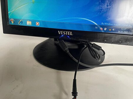 Vestel L7BG4 17 LCD Monitör