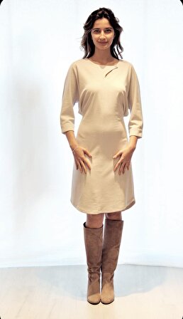 Kadın Taş Rengi Yaka Düğme Detaylı Bağlamalı Elbise