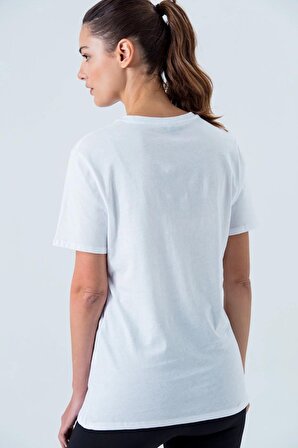 Kadın Beyaz %100 Pamuklu Bisiklet Yaka Kısa Kol Rahat Kesim Casual Spor T-shirt - Tişört