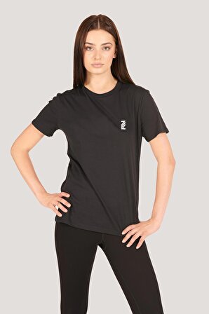 P-005962-Kadın %100 Pamuklu Bisiklet Yaka Kısa Kol Rahat Kesim Casual Spor T-shirt - Tişört-SİYAH