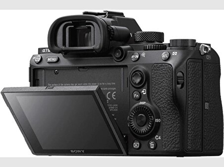 Sony ILCE-7M3K 28-70 mm Lens Paketi