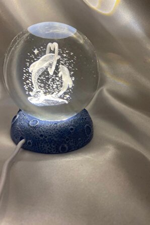 3D Led Işık Cam Küre Kristal Küre Fantezi Dekoru Gece Lambası Beyaz Mavi Polyester Altlı Aşk Yunus Kalp 7 cm