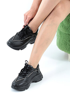 Kadın Siyah Cilt Taşlı Rahat Kalıp Spor Ayakkabı LYD-28