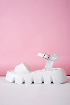 Kadın Hobby Beyaz Kalın Taban Bilekten Bağlamalı Sandalet 099