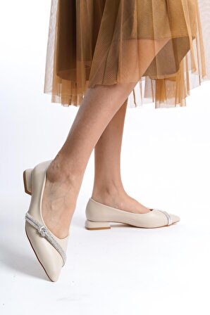 Kadın Rake Krem 2.5 cm Ökçeli Taşlı Detaylı Abiye ve Günlik Ayakkabı