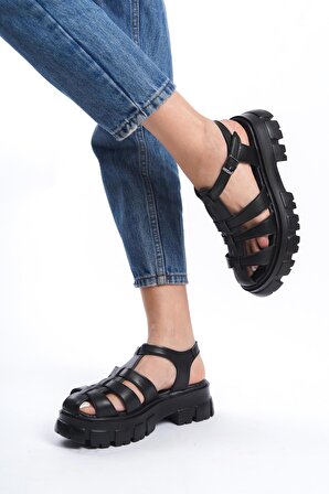 Kadın Petra Siyah Yüksek Taban Kafes Model Sandalet 950
