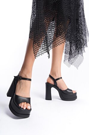 Kadın Lenisi Siyah Cilt Tek Bantlı (12 cm ) Platform Topuklu Ayakkabı