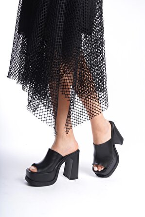 Kadın Marci Siyah Geniş Bantlı (12 cm ) Platform Topuklu Terlik
