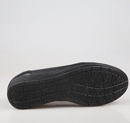 CASTLE BLACK 42741 Hakiki Deri Ortopedik Siyah Kadın Günlük Anne Ayakkabısı