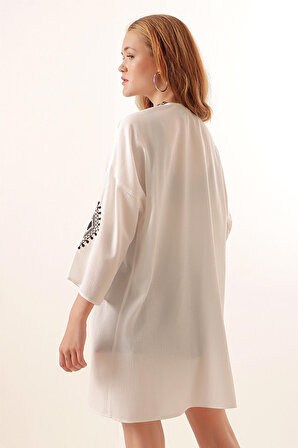 5869 Nakışlı Kimono - Beyaz