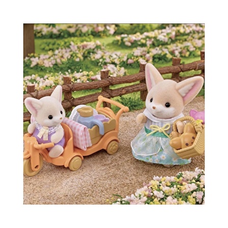 Sylvanian Families Piknik Seti Çöl Tilkisi Kız ve Bebek 5698