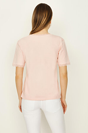 Kadın Yakası Dantelli Basic T-Shirt