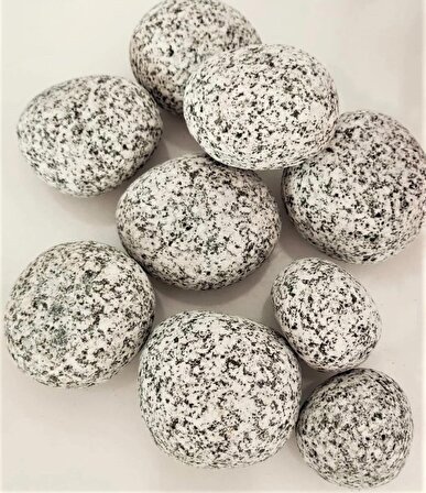 Benekli Taş 1 KG 6-10 CM Siyah Beyaz Benekli Taş Granit Dolomit Taş Dekoratif Taş Bahçe Dekor Taşı