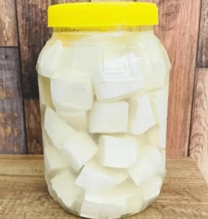 ÇİFTLİKDoğal Salamura Köy Peyniri Net 3 Kg ( %100 Kendi Sütümüzden Üretilmiştir. )