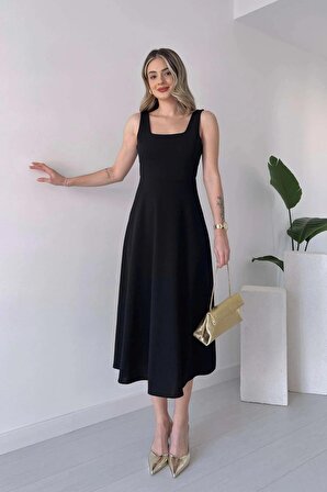 Siyah Kalın Askılı Kare Yaka Eteği Fırfırlı Crep Kumaş Midi Elbise