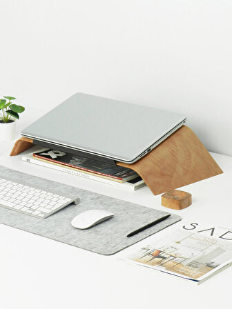 Dayanıklı Ahşap Notebook Yükseltici ve Tutucu Masa Üstü Laptop Standı (Kayın)