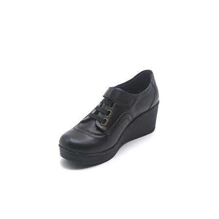 Castle Black 22521-1 Kadın Deri Dolgu Topuklu Ayakkabı