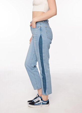 Levis Yüksek Bel Straight Paça Straight Açık Mavi Kadın Denim Pantolon 501 CROP NEVER FADE