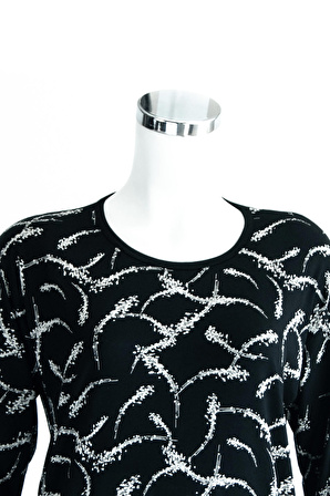 Oppland Kadın Siyah Anne Butik Bluz Çiçek Tohumu Desenli Rahat Kesim Likralı Viskon Kumaş