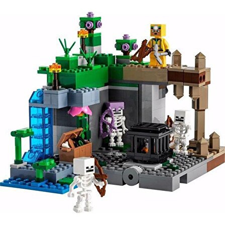 LEGO Minecraft 21189 The Skeleton Dungeon
