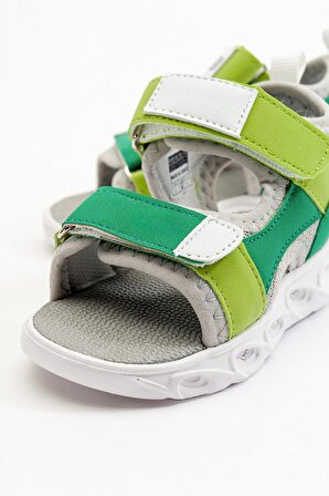 mnpc Erkek Çocuk Yeşil Işıklı Anatomik Hafif Spor Sandalet