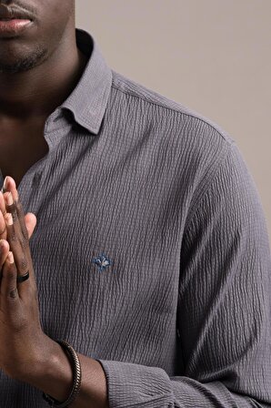 Paul Martin Regular Fit Garnili Yaka Gizli Düğmeli Yazlık Gofre Kumaş Gömlek