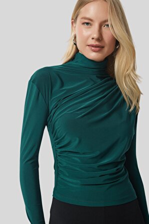 Kadın Zümrüt Yeşil Omuz Ve Yan Pileli Bluz