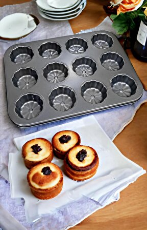 12li Cupcake Muffin Kalıbı Gül Kabartmalı Yanmaz Yapışmaz Fırın Kek Kapsül Paslanmaz Çelik Siyah