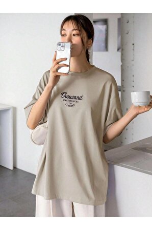 Kadın Bej Thousand Baskılı Oversize T-shirt