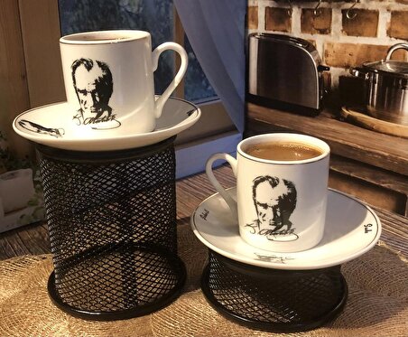 Kemal Atatürk İmzalı Gold Detaylı Akıllı Türk Kahvesi Seti 2 Kişilik 4 Parça