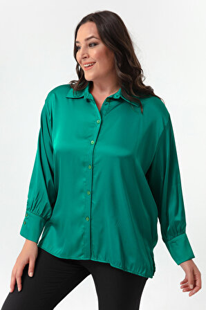 Kadın Zümrüt Yeşili Büyük Beden Saten Gömlek