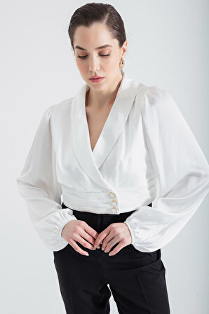 Kadın Beyaz Kruvaze Yaka Saten Crop Bluz